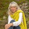 Broadcaster Selina Scott 'stabbed' in the leg by gang who stole her purse in 'traumatising' daylight robbery on busy West End street