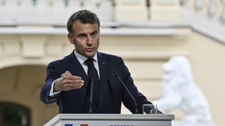 Ukraine-Liveblog: Macron: Putins Verhandlungsangebot „nicht ausreichend“