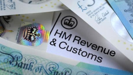 Thousands of workers to be hit with £10 a day fees from today – how to avoid being fined