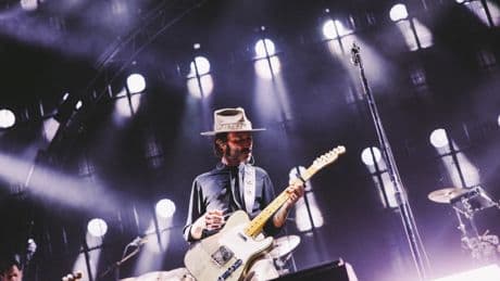 Leiva en Sevilla: el concierto redondo de un artista que rompe todos los tópicos de las 'rock star'