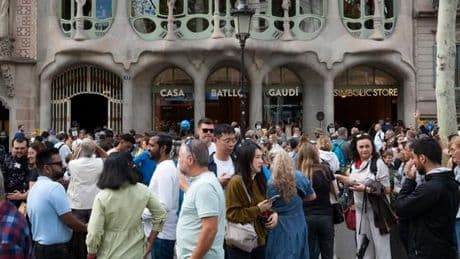 De Lisbonne à Barcelone, une vague de protestations contre la « touristification » des villes