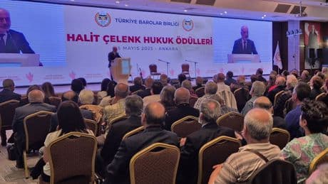Halit Çelenk Hukuk ödülleri bu yıl direnen gençlere ithaf edildi