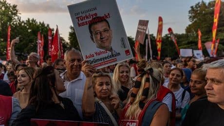 Prozess gegen Ekrem İmamoğlu: Worum geht es im Prozess um İmamoğlus Universitätsdiplom?