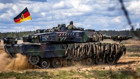 Aufrüstung in Deutschland - Die Bundeswehr ist wieder da!