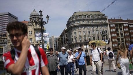 Bizkaia gana población y se acerca a sus máximos de hace cuatro décadas