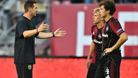 Club-Trainer sauer auf seine Mannschaft - KLOSE: „Das bekomme ich mit 50 noch hin“