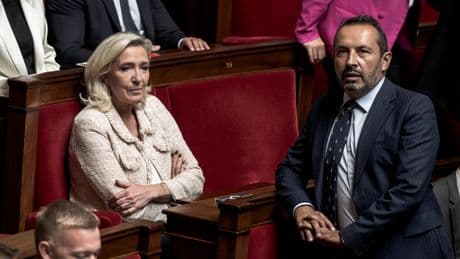 Combattre la « chasse aux riches » ou tolérer la taxe Zucman : au RN, le cœur balance