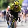 Wielertalent Nienke Veenhoven sprint naar eerste profzege in Baloise Ladies Tour