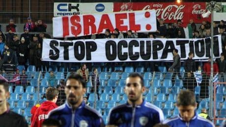 Sanción de la UEFA por una pancarta contra Israel