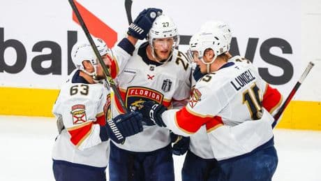 IJshockeyers Florida Panthers één zege verwijderd van Stanley Cup