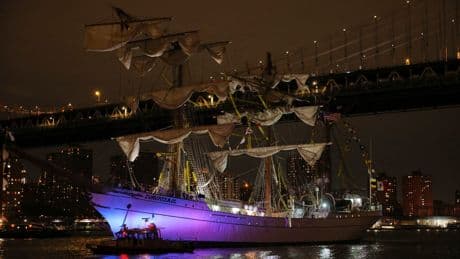 AP PHOTOS: Mexican tall ship strikes Brooklyn Bridge, snapping masts and killing 2 crew members