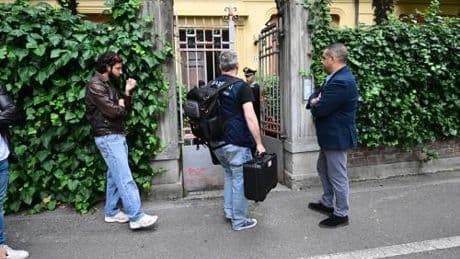 "Aiuto, è caduto". Ma la donna aveva ucciso il marito