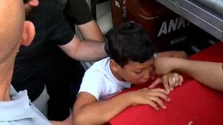 Yangın şehidine oğlundan acılı veda: “Ben sensiz ne yapacağım”
