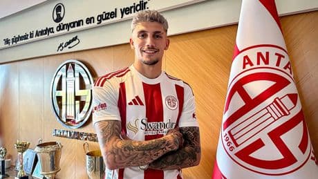 Antalyaspor, Samet Karakoç ile sözleşme imzaladı
