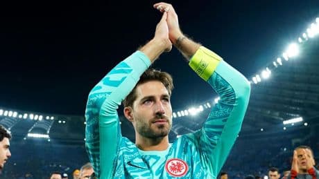 Emotionaler Abschied: Eintracht-Torwart Trapp vergießt Tränen in Abschiedsvideo