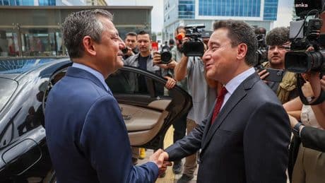 Ali Babacan'dan Özgür Özel'e 'Ferdi Zeyrek' telefonu