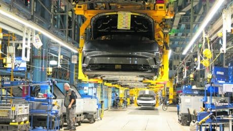 Standort Deutschland - Jobkrise erfasst jetzt auch  die deutsche Industrie