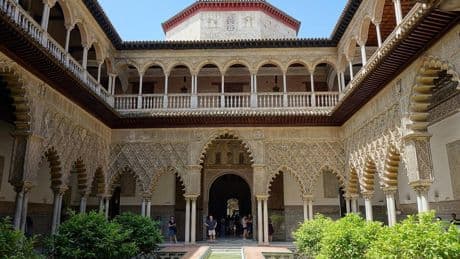 El otro Alcázar: así es el espacio reservado a la realeza en el palacio más antiguo de Europa en uso