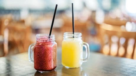 Geht nicht nur mit der Ninja Slushi: Leckeren Sommer-Eisdrink selber machen