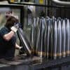 Amerikaanse wapenpakketten van Europees geld moeten Oekraïne snel hulp bieden