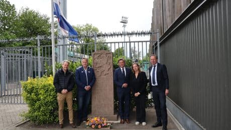 Nederlandse hockeywereld staat stil bij Nationale Dodenherdenking
