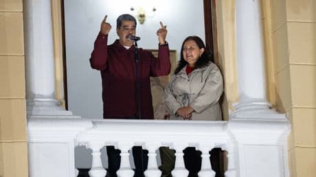 Venezuela : face aux forces américaines dans les Caraïbes, Maduro déploie des millions de miliciens