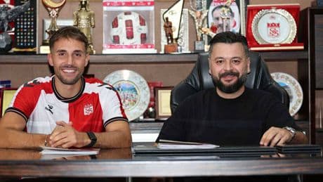 Sivasspor, Okan Erdoğan'ı transfer etti
