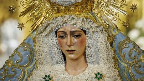 Retiran del culto a La Macarena por tercera vez en dos semanas para ser estudiada por Patrimonio