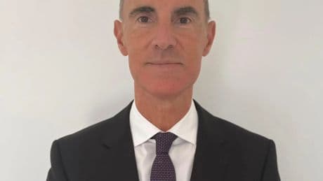 Indra ficha en Nissan a Frank Torres para dirigir su negocio de vehículos militares