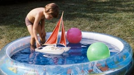 Kein Geld für Reisen: Wenn selbst das Freibad zu teuer ist