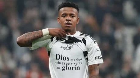Keny Arroyo'dan transfer iddialarına yalanlama!