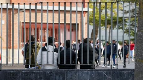 Más de la mitad de los profesores de centros de alta complejidad cambian de escuela