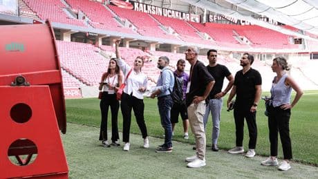 UEFA yetkilileri, Samsunspor'un stadında incelemelerde bulundu