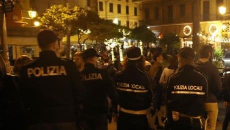Sanremo, movida violenta: sos del sindaco al Prefetto
