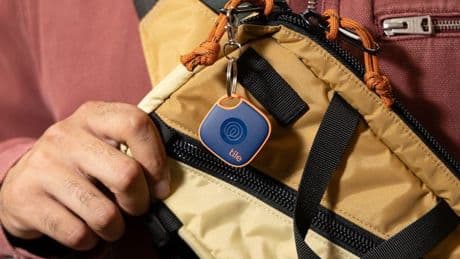 Tracking tag that’s cheaper and ‘more accurate’ than Apple AirTags helps track suitcases on holiday