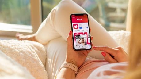 Anne de Guigné: «Comment les applis ont transformé la rencontre amoureuse»