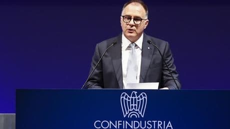 Orsini (Confindustria): «Pazzia sanzioni a case auto europee. Soldi vanno a società Cina e Usa»