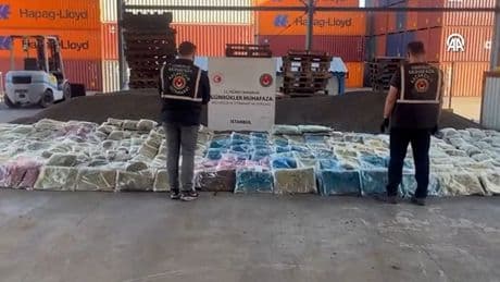Ambarlı Limanı'nda esrar operasyonu