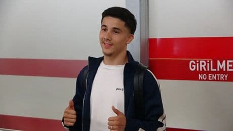 Trabzonspor'un yeni transferi Bouchouari, Trabzon'a geldi