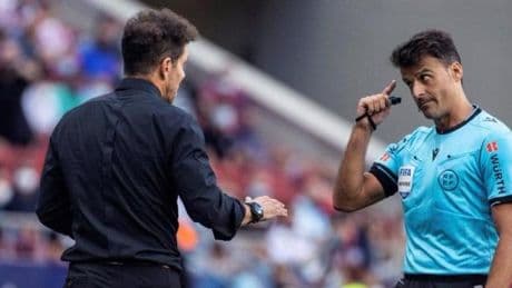 ¿Podrá sentarse Simeone en el banquillo en la primera jornada de LaLiga 25/26?