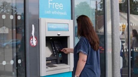 High street bank cuts opening hours at one Scottish branch and 40 in UK - full list