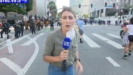 Journalistin bei Live-Schalte von Geschoss getroffen – Fotograf muss operiert werden