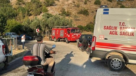 Serinlemek için Sakarya nehrine giren çocuk işçiler yaşamını yitirdi