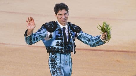 Cayetano Rivera cancela su corrida en Santander tras sufrir percance