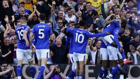 Quickfire double earns Everton victory at European hopefuls Fulham