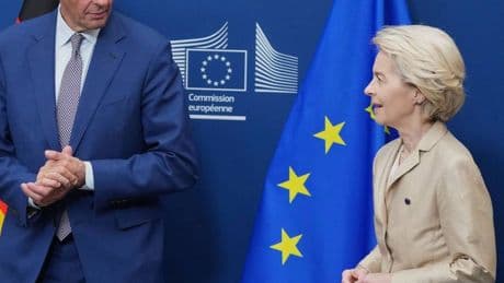 Forderung von Merz: EU-Kommission will Lieferkettengesetz nicht abschaffen