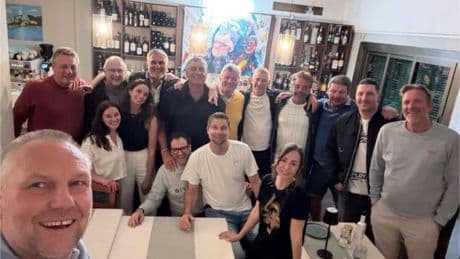 1369 Länderspiele auf einem Foto - Handball-Legenden feiern auf Malle