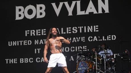 Police launch probe over "death to the IDF" calls at Bob Vylan's Glastonbury gig