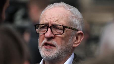 Au Royaume-Uni, Jeremy Corbyn ancre son parti à la gauche du Labour