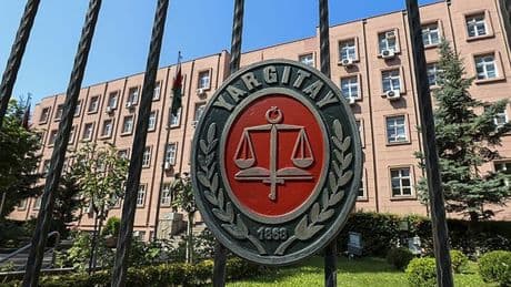 Yargıtay, eşini ağır yaralayan polis memuruna verilen cezayı onadı